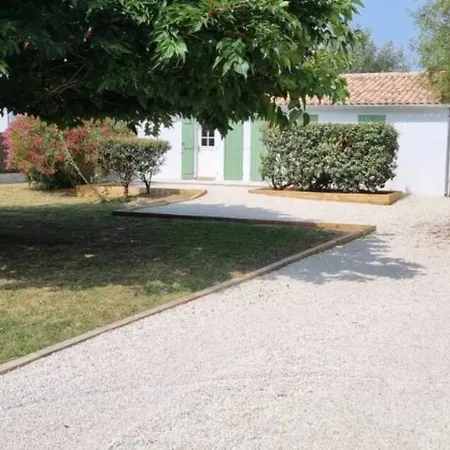 Nice House With Garden 500m From The Beach * Les Portes-en-Re