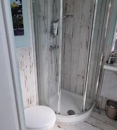 Nice House With Garden 500m From The Beach Les Portes-en-Re